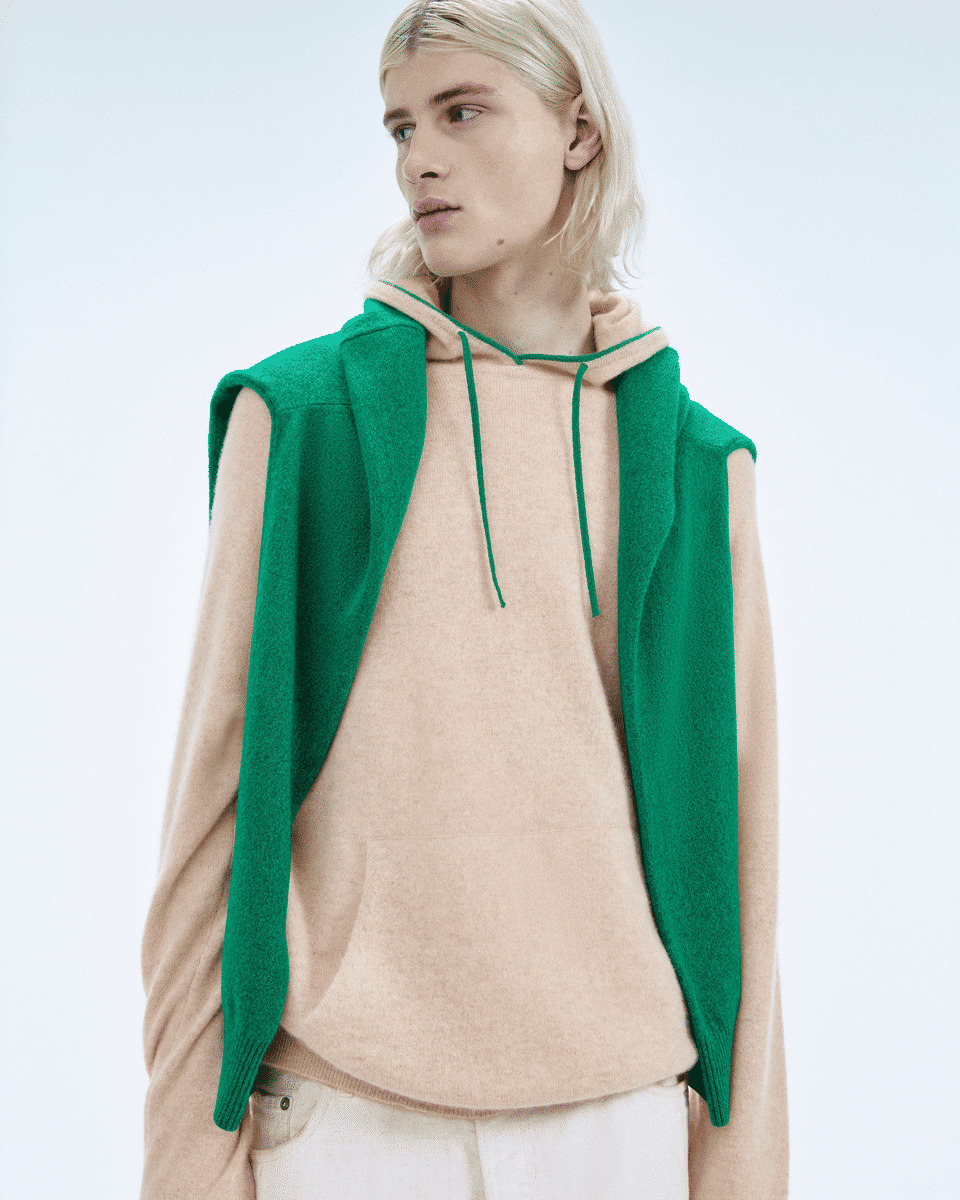Pull Hoodie à Poche et Liserets Contrastes