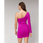 Robe Courte Asymetrique À Côtes