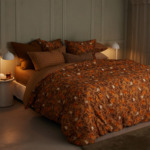 Olivier Desforges - Drap housse en satin de coton lavé marron, Aurelia