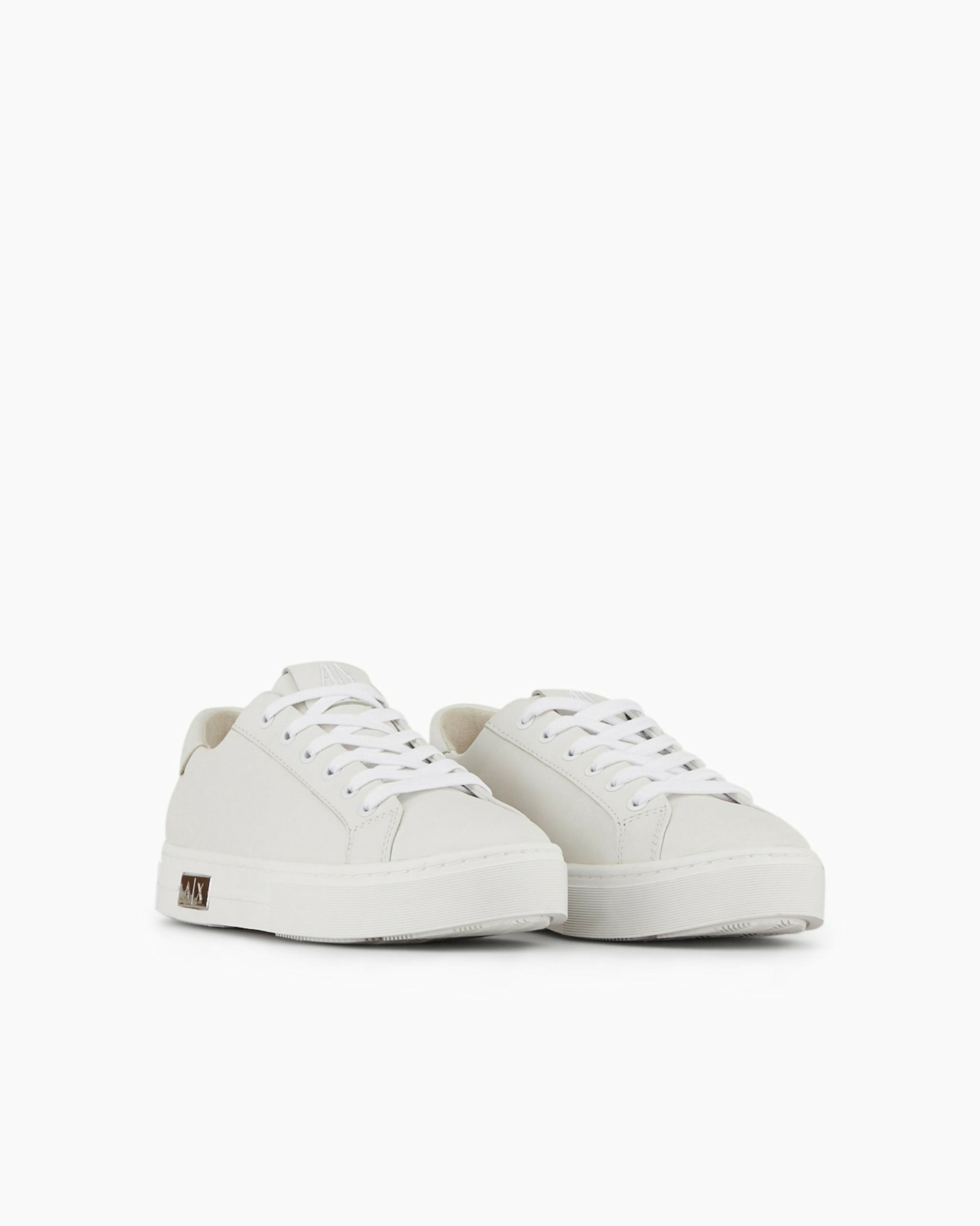 Baskets blanches + blanches