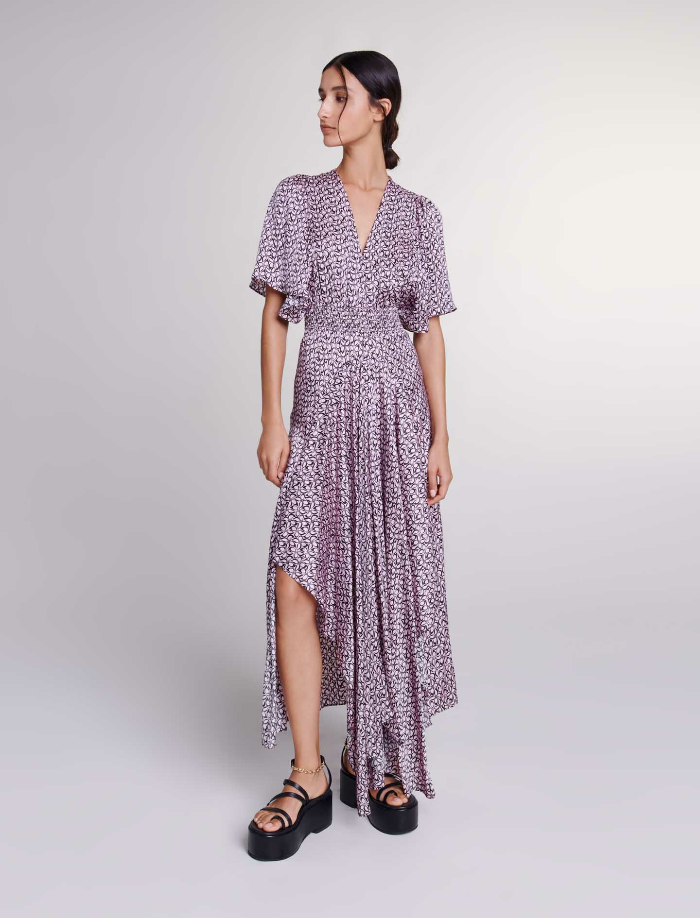 Robe longue satinée imprimée