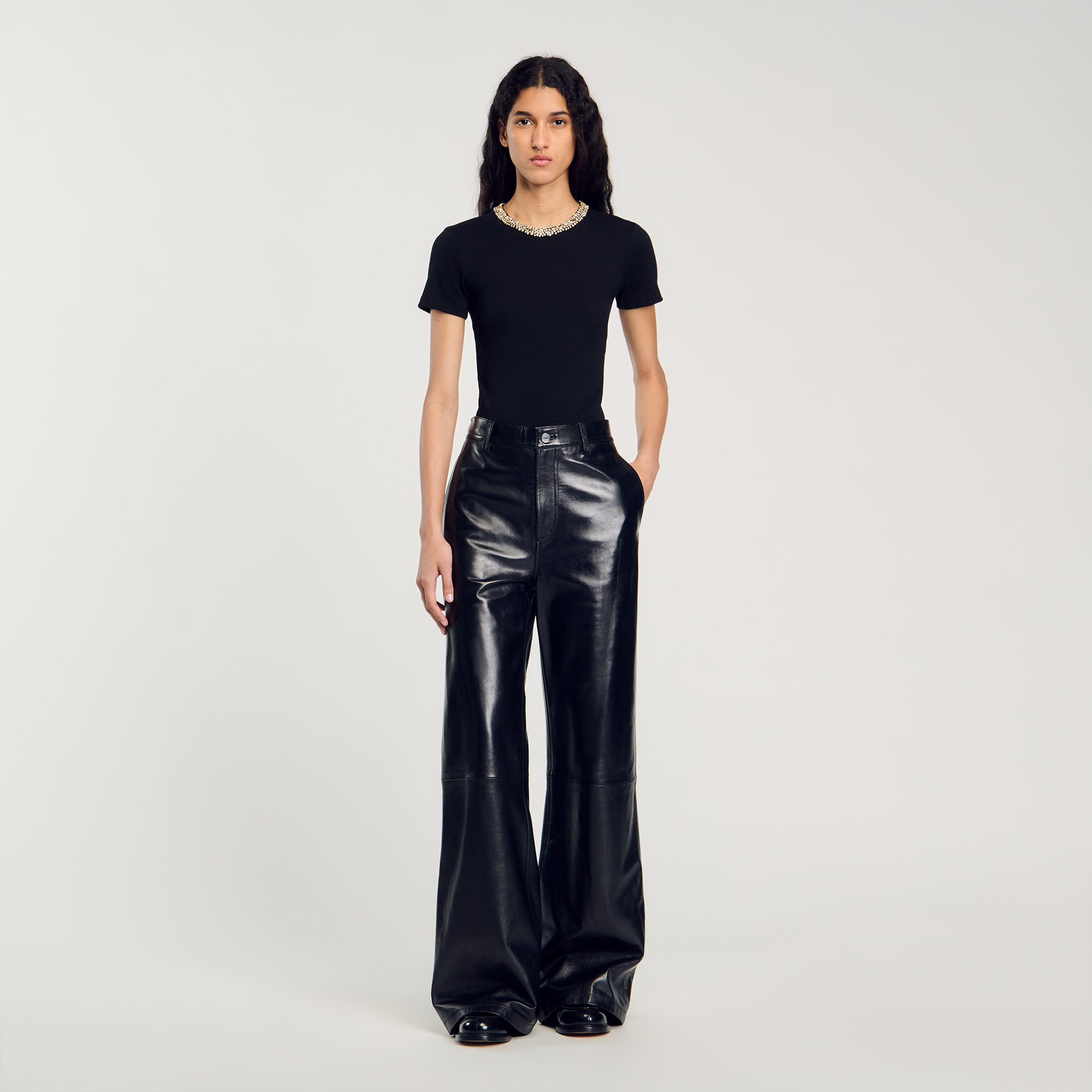 T-shirt à galon strassé