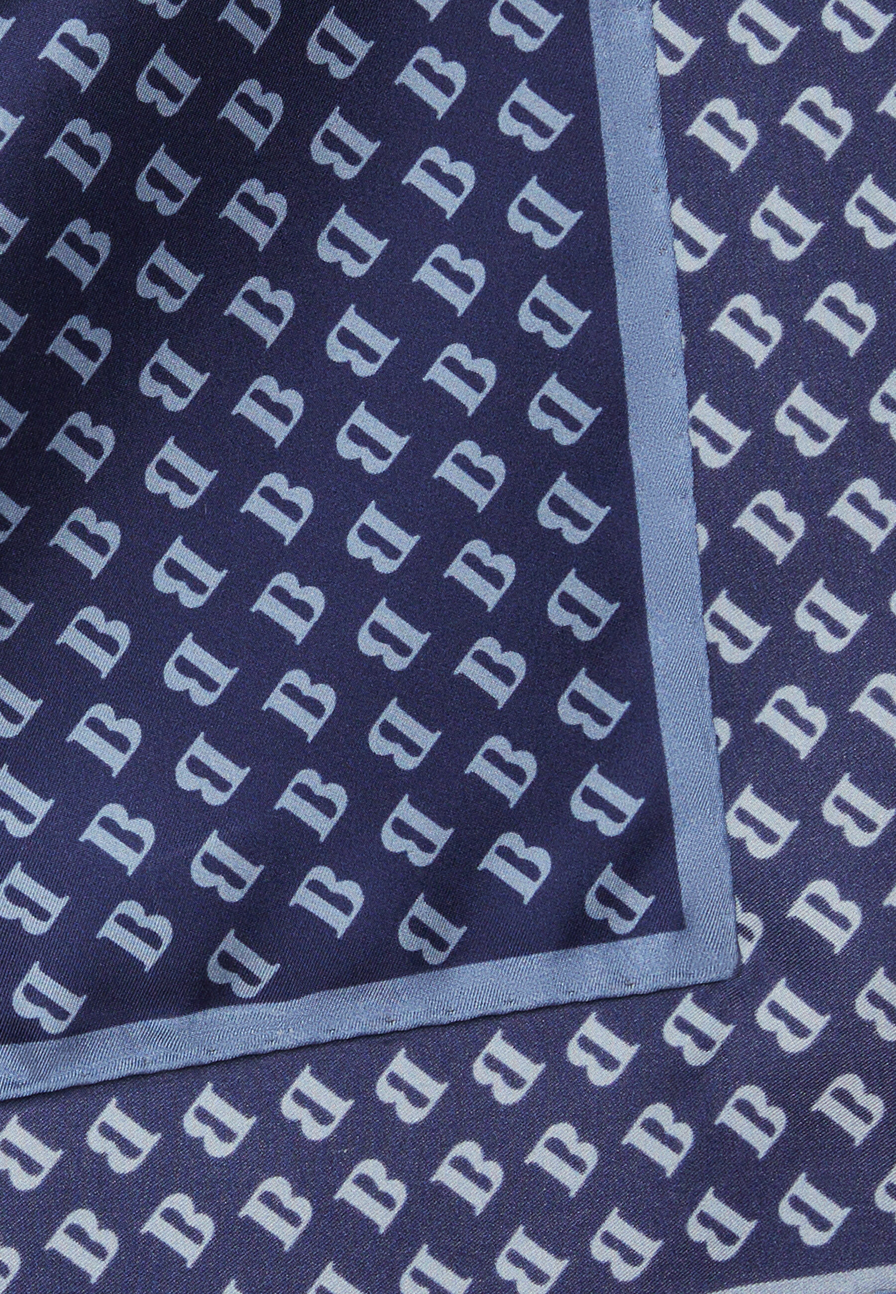 Pochette Avec Imprimé Logo Allover En Soie