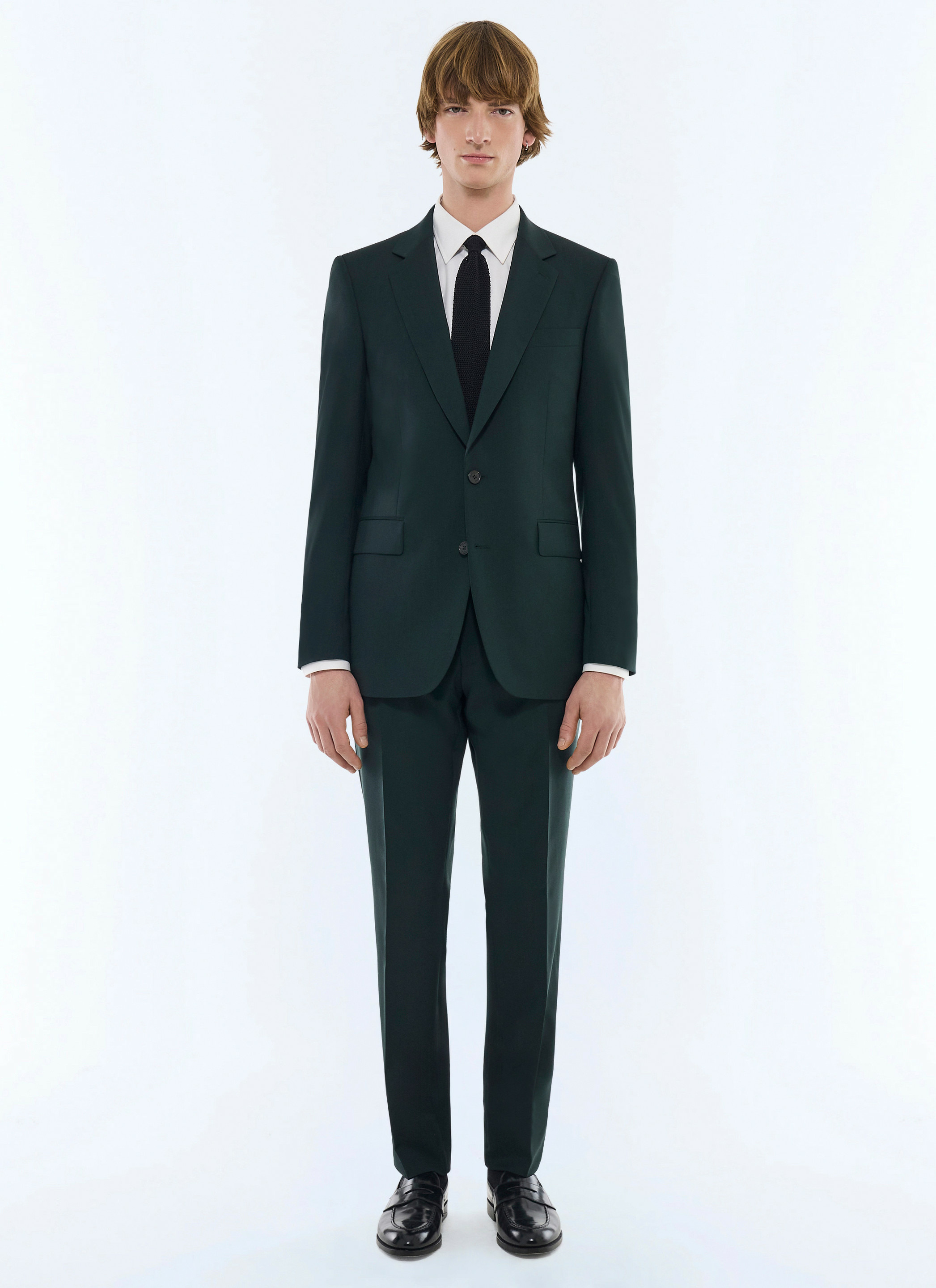 Costume ajusté en toile de laine unie