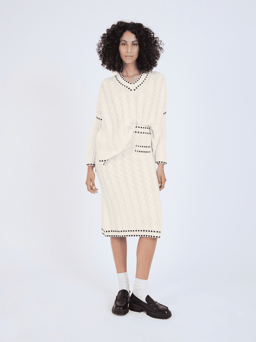 Jupe cachemire mi-longue torsadé Alia ECRU / NOIR