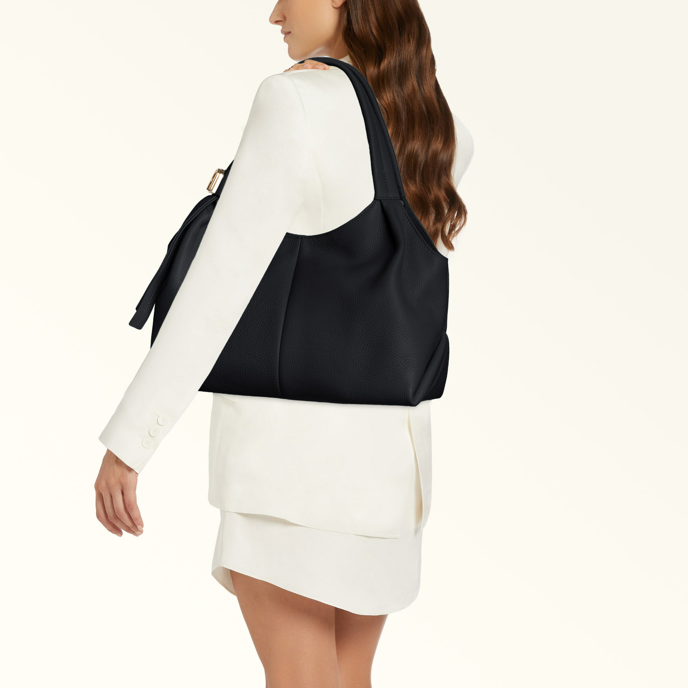 PLANETA M HOBO - VITELLO KERIA