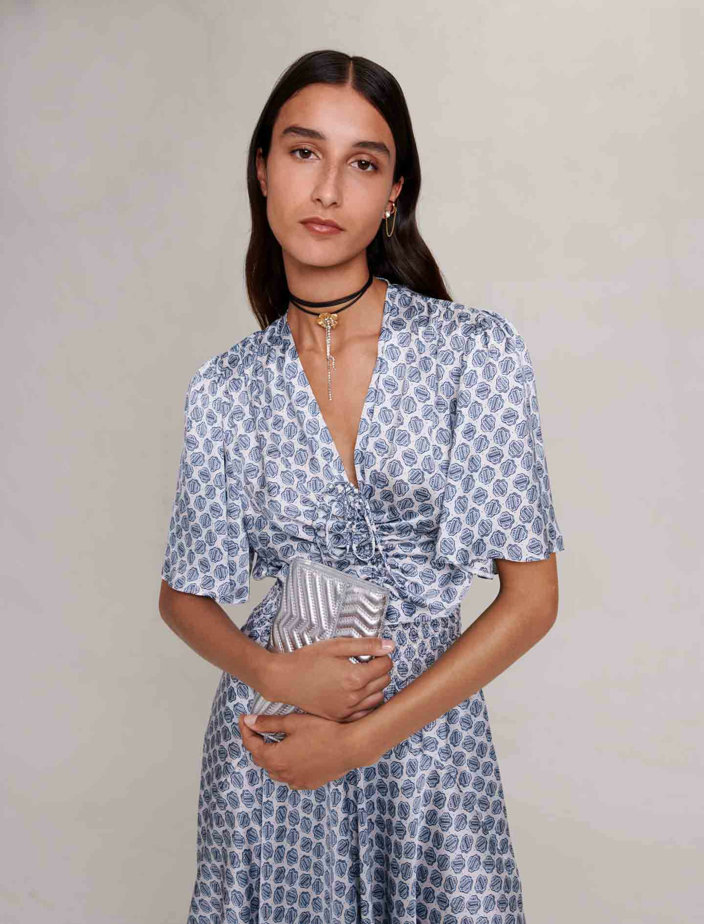 Robe longue asymétrique satinée