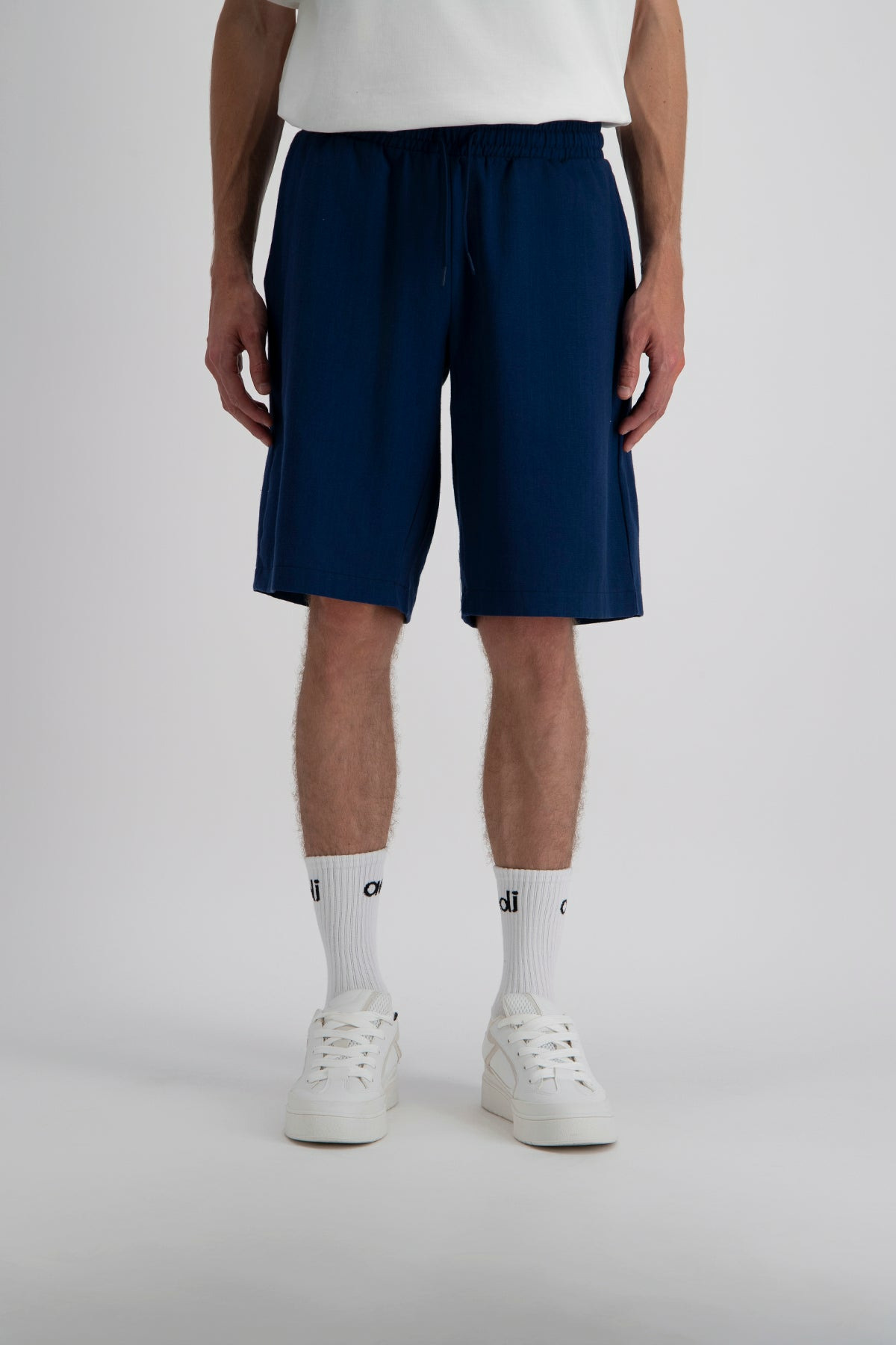 SHORT LINEN