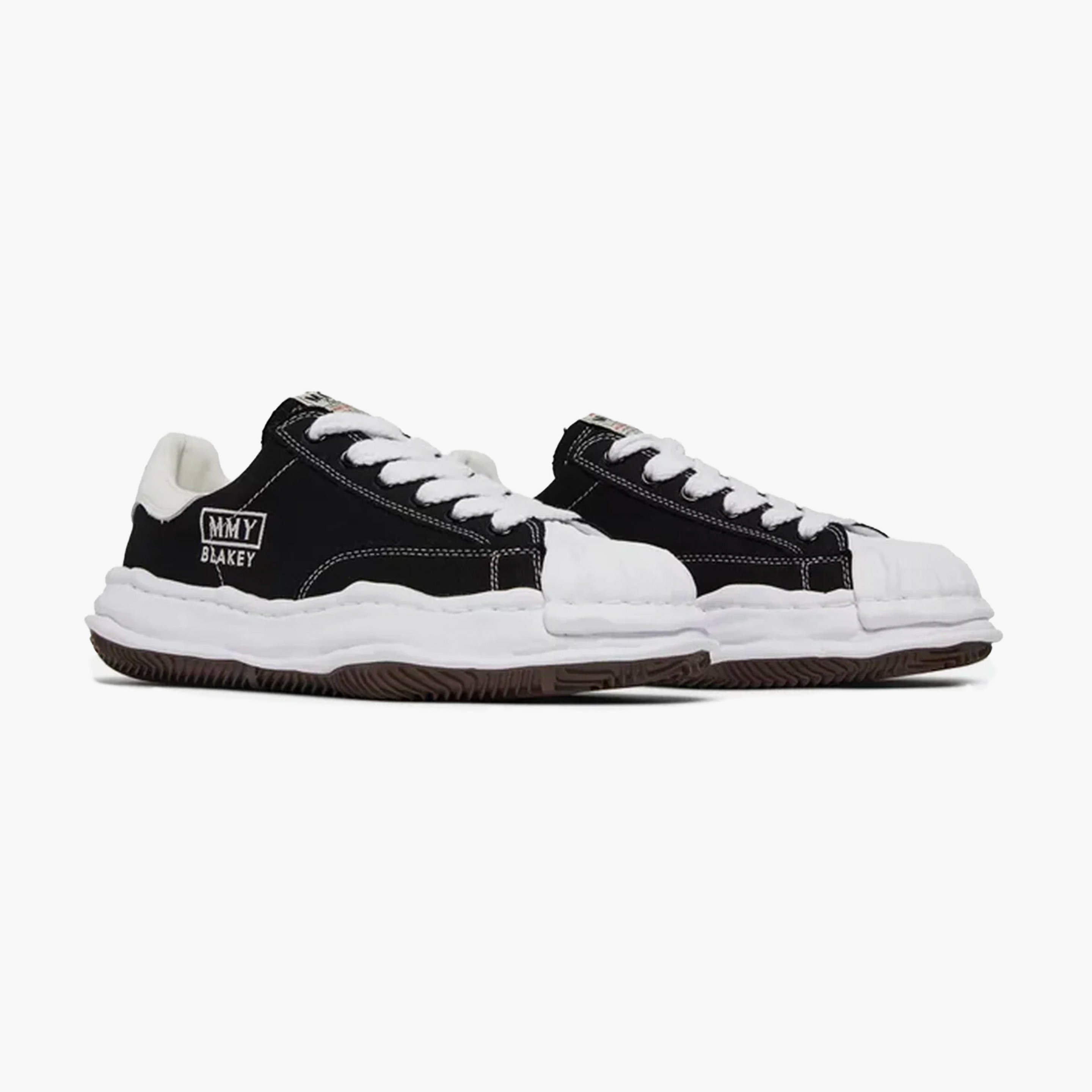 Maison Mihara Blakey OG Sole Canvas Low Black