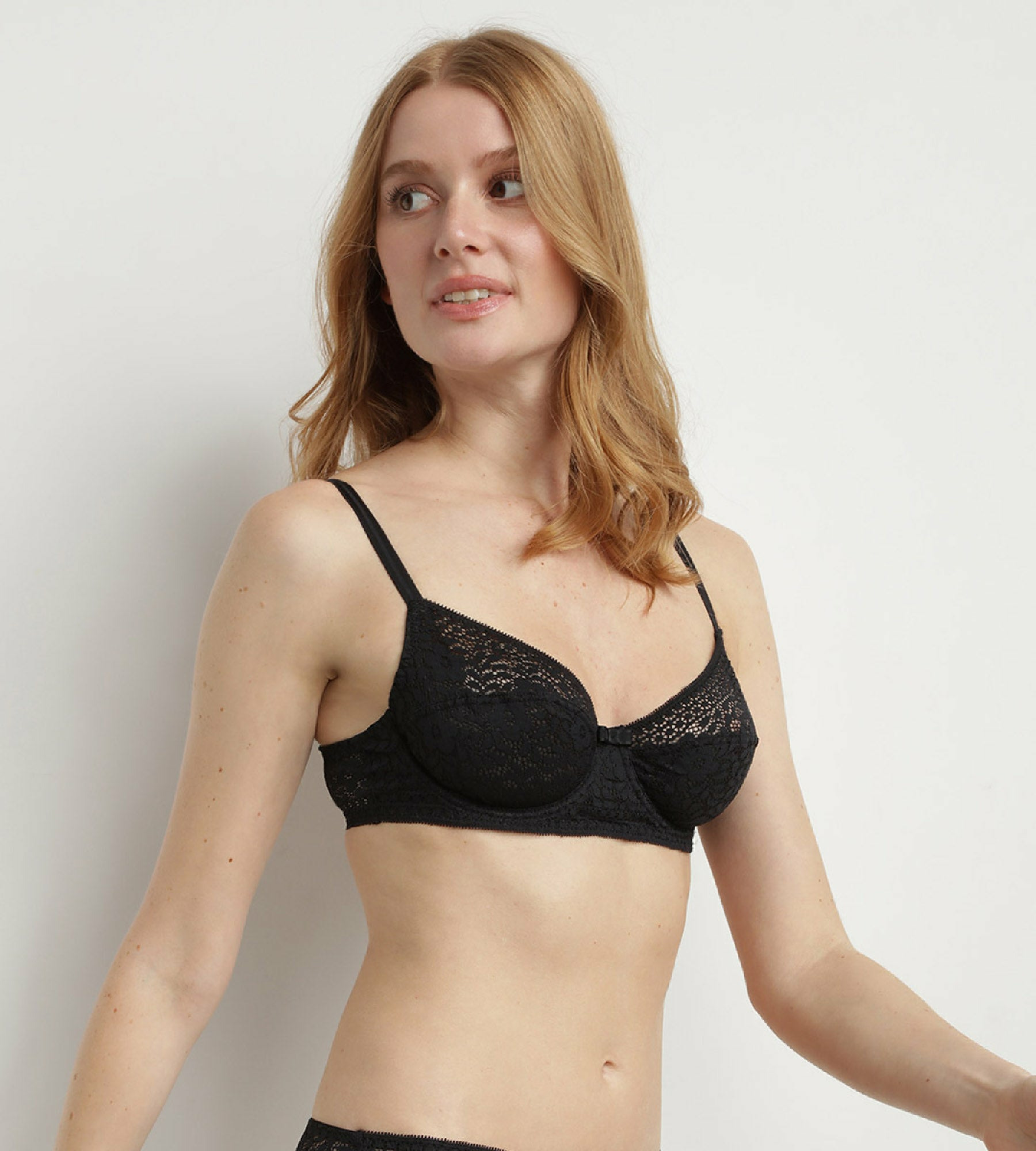 Soutien-gorge à armatures en dentelle florale recyclée Noir Sublim
