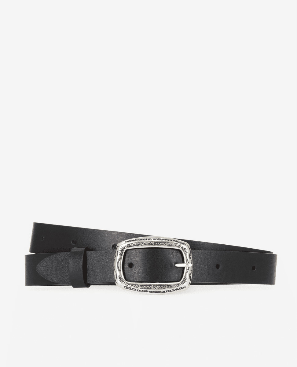 Ceinture En Cuir Avec Perforation Tout Le Long
