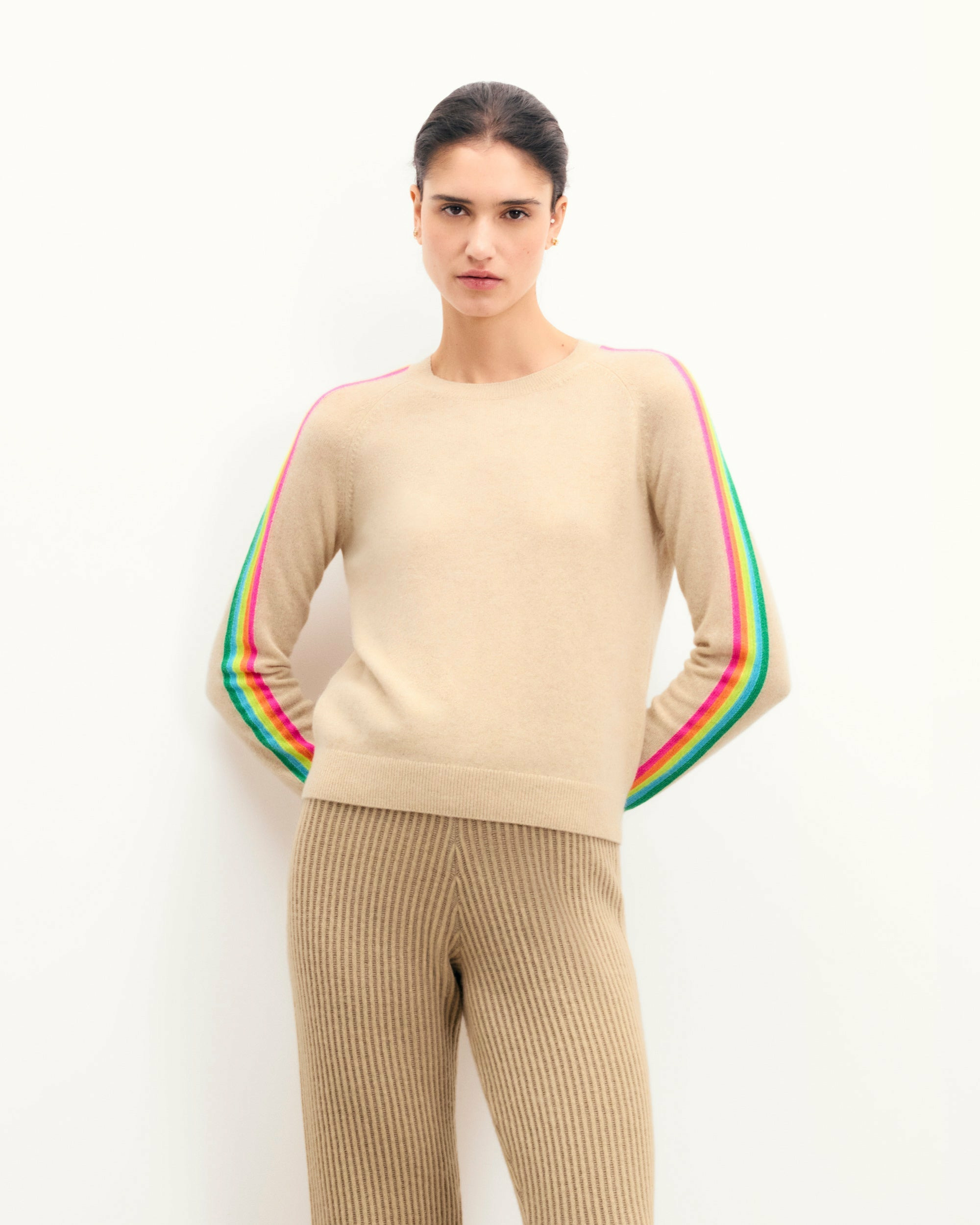 Pull Col Rond Bandes Multicolores aux Manches