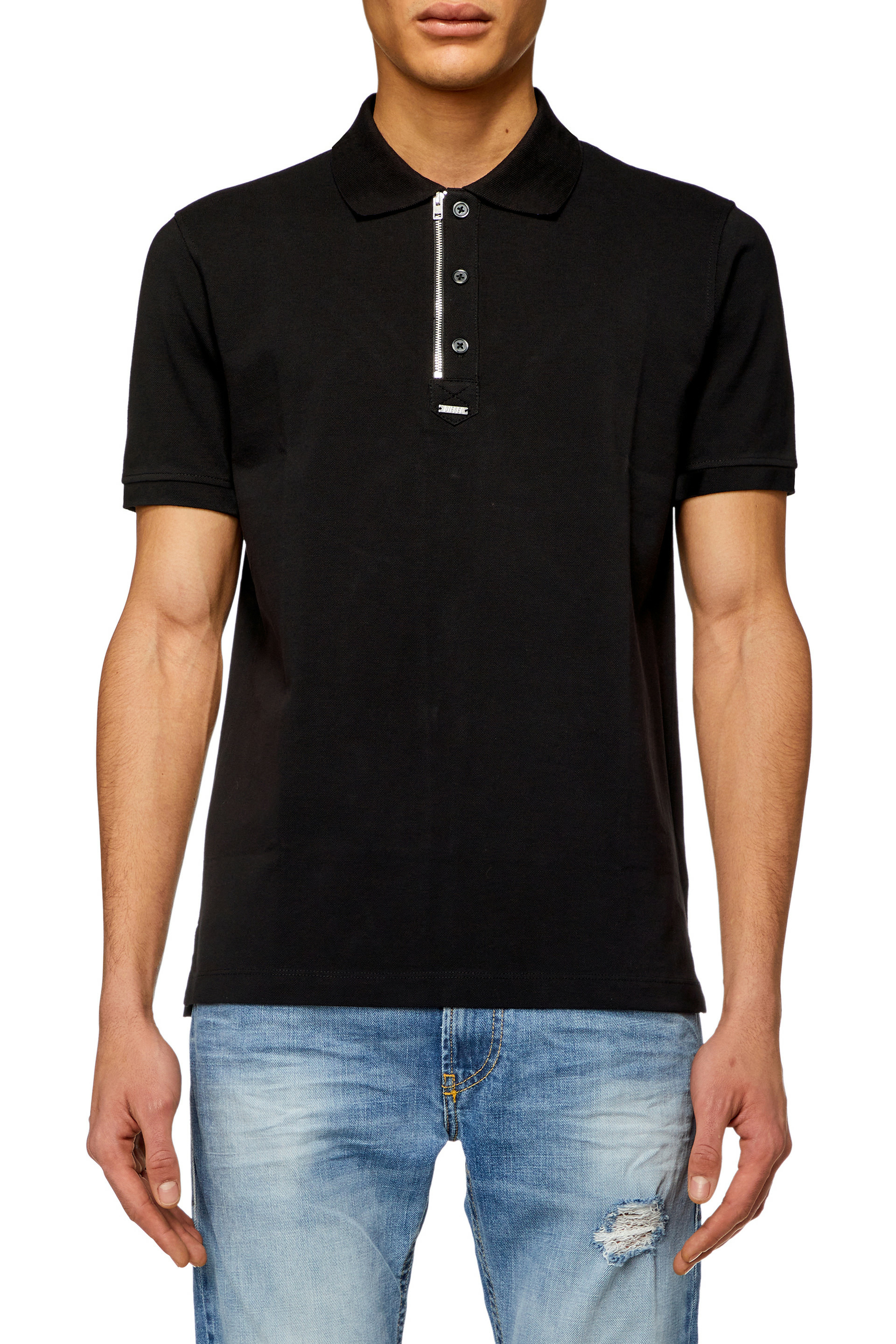Polos