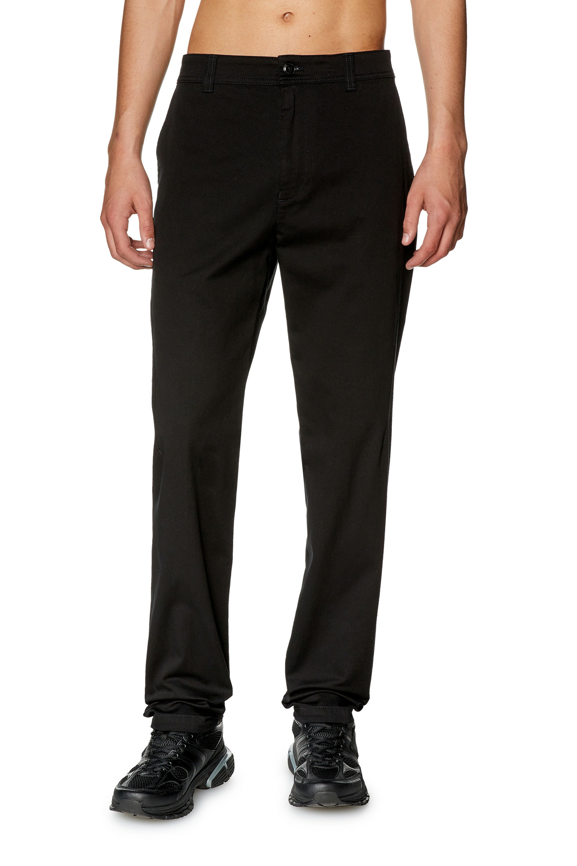 Coupe slim Bouton et fermeture zippéeTaille avec passants pour ceinturePoches latéralesPoches arrière passepoilées et boutonnées