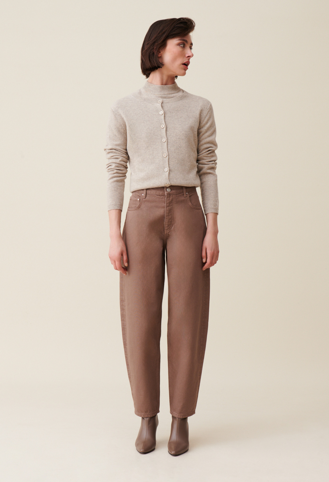 Jean Luc mom taupe