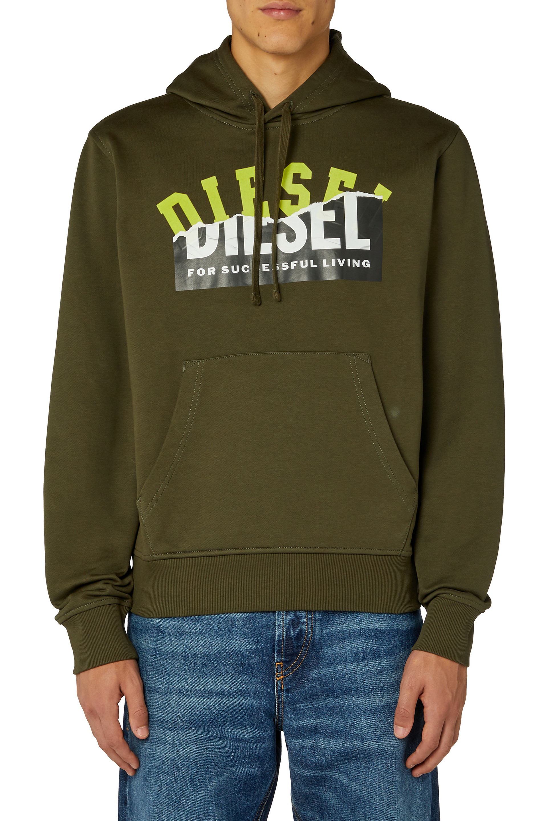 Sweatshirts & Hoodies