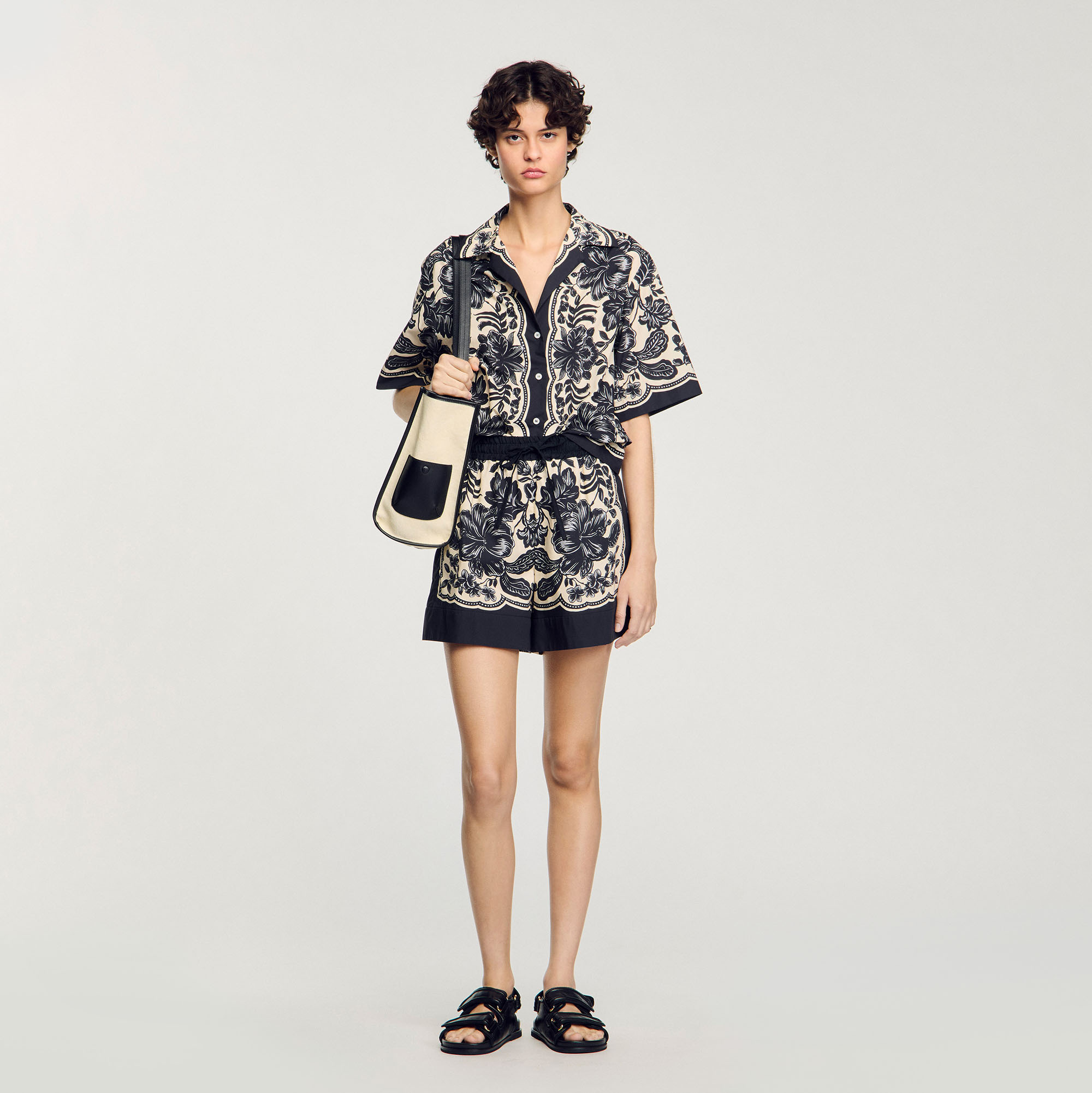 Short à imprimé fleuri hawaïen