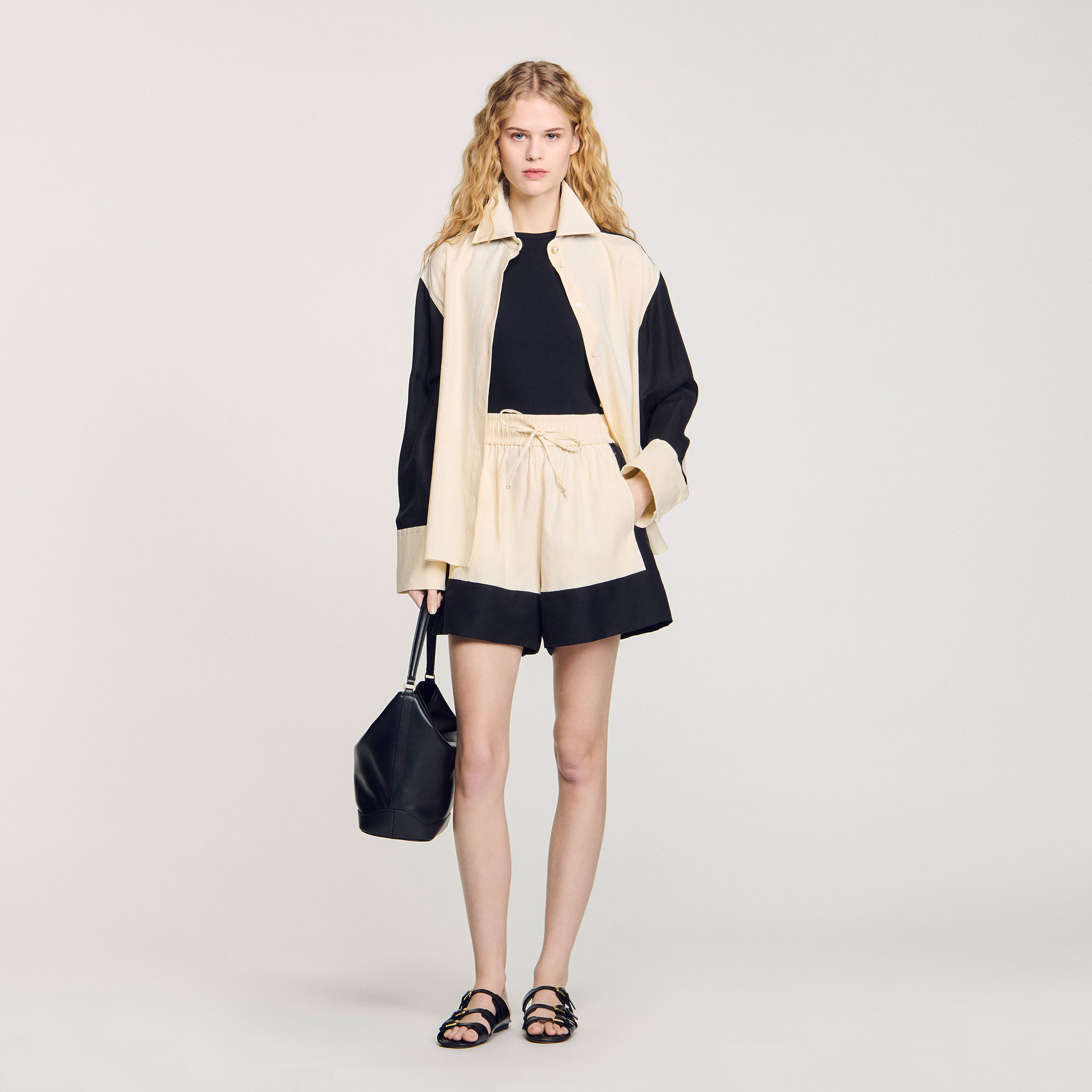 Short bicolore en lin