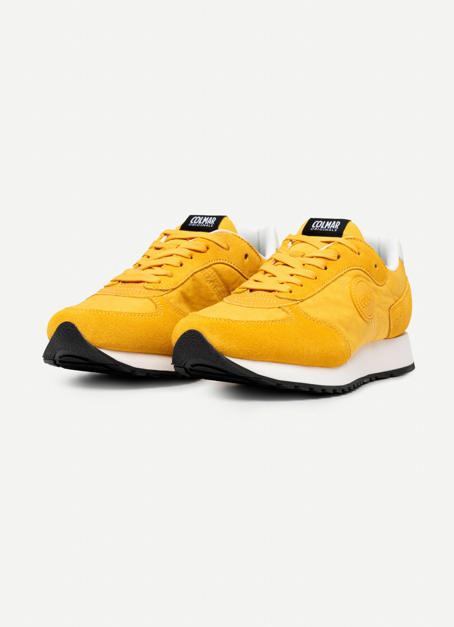 TRAVIS ONE SS25