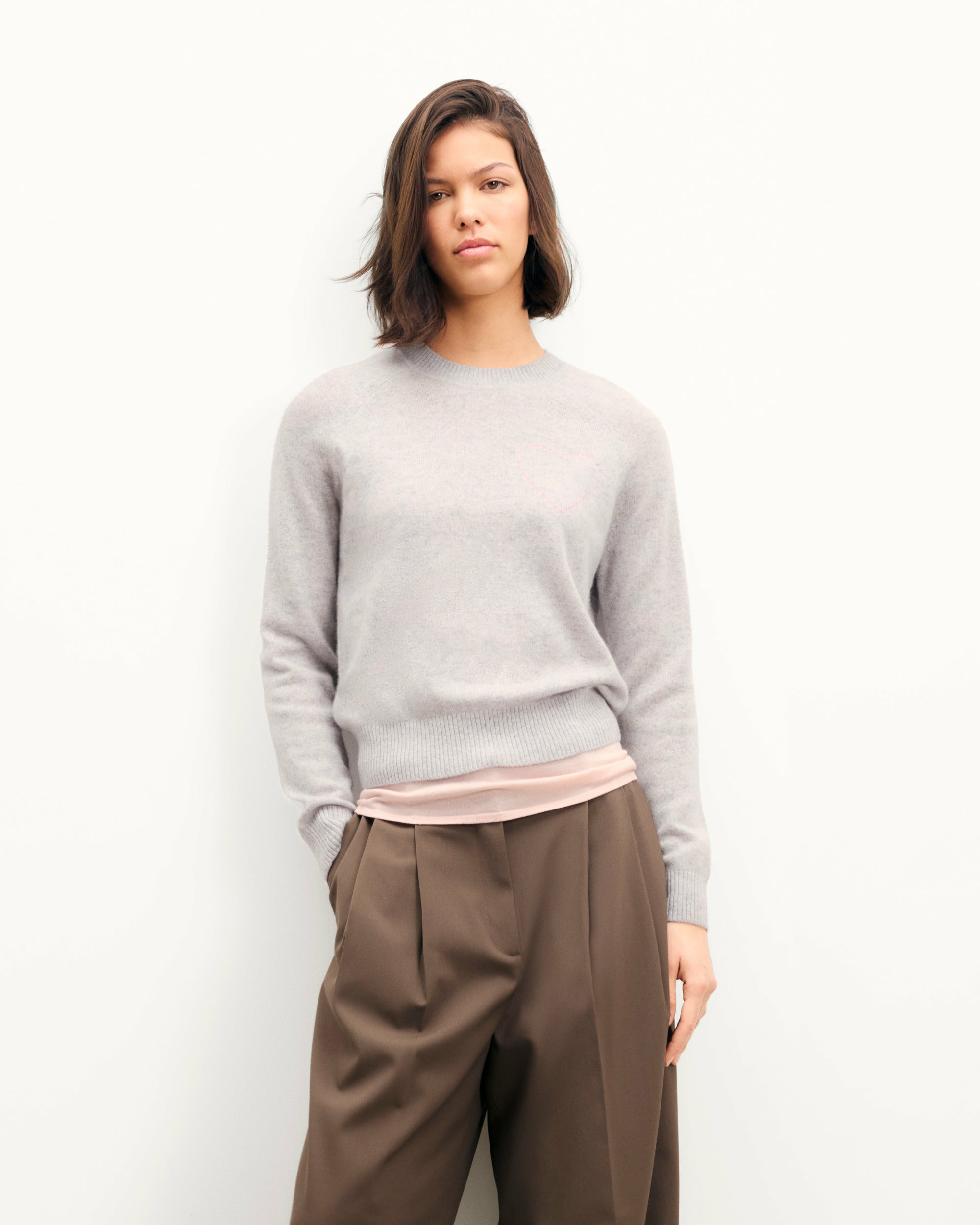 Pull Col Rond Cœur Brodé