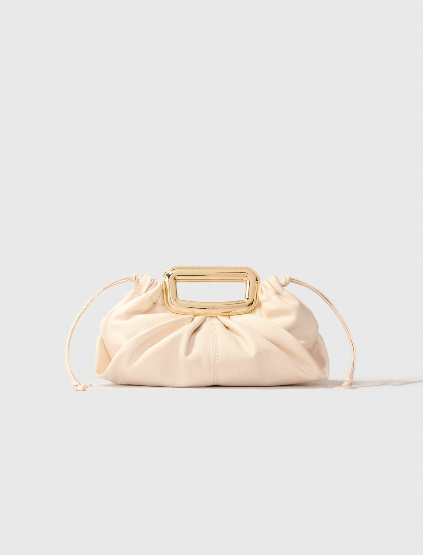 Clutch en cuir et poignée métal