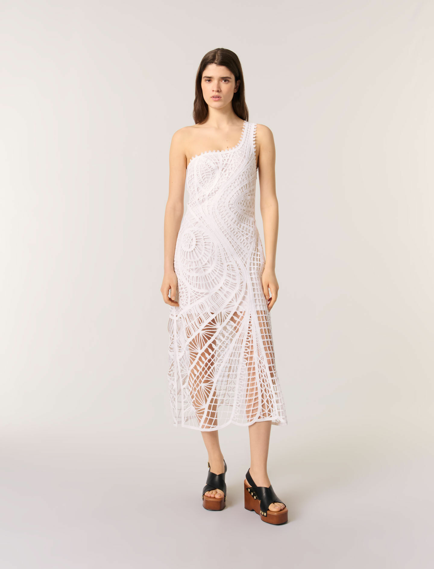 Robe longue asymétrique en crochet