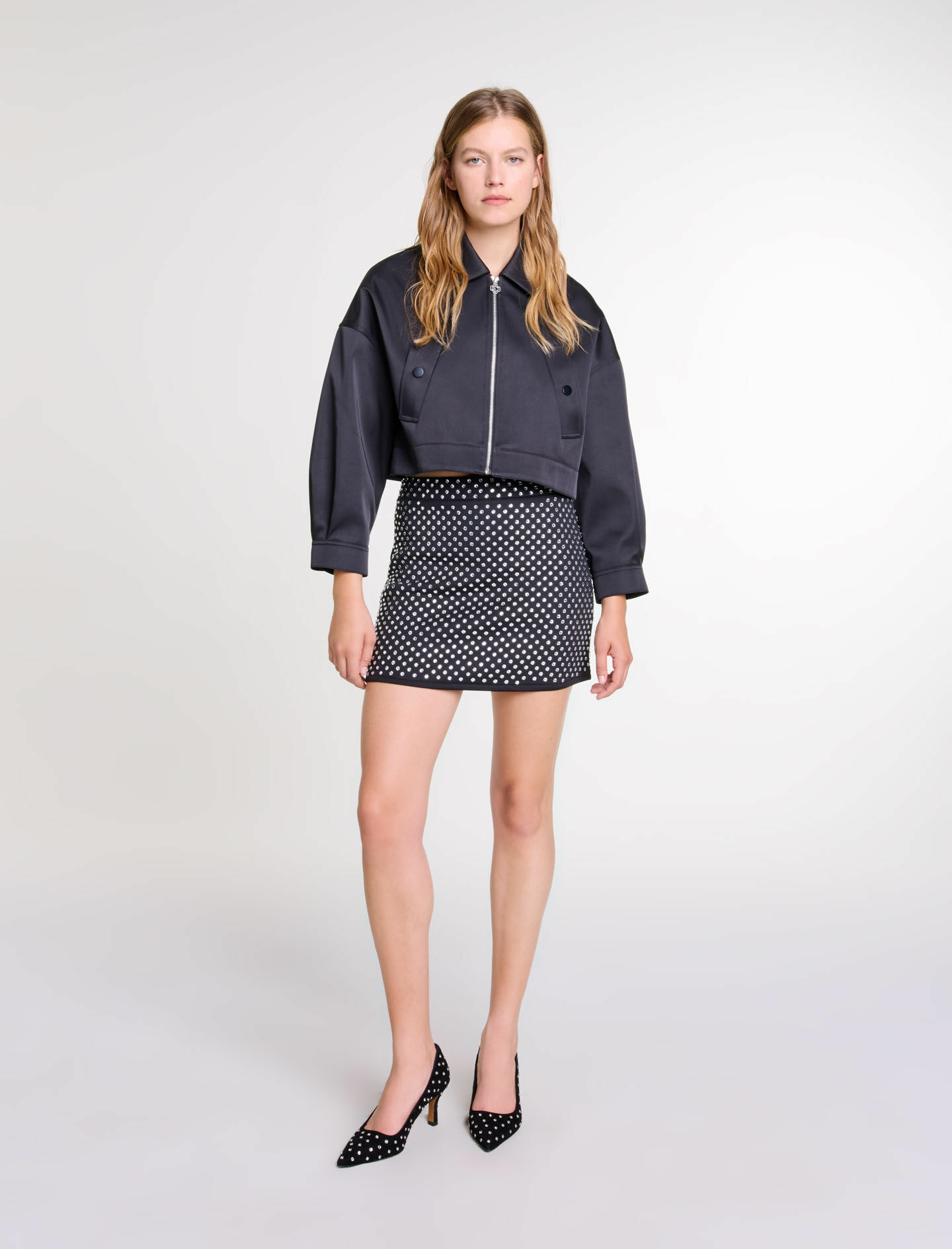 Jupe courte à strass