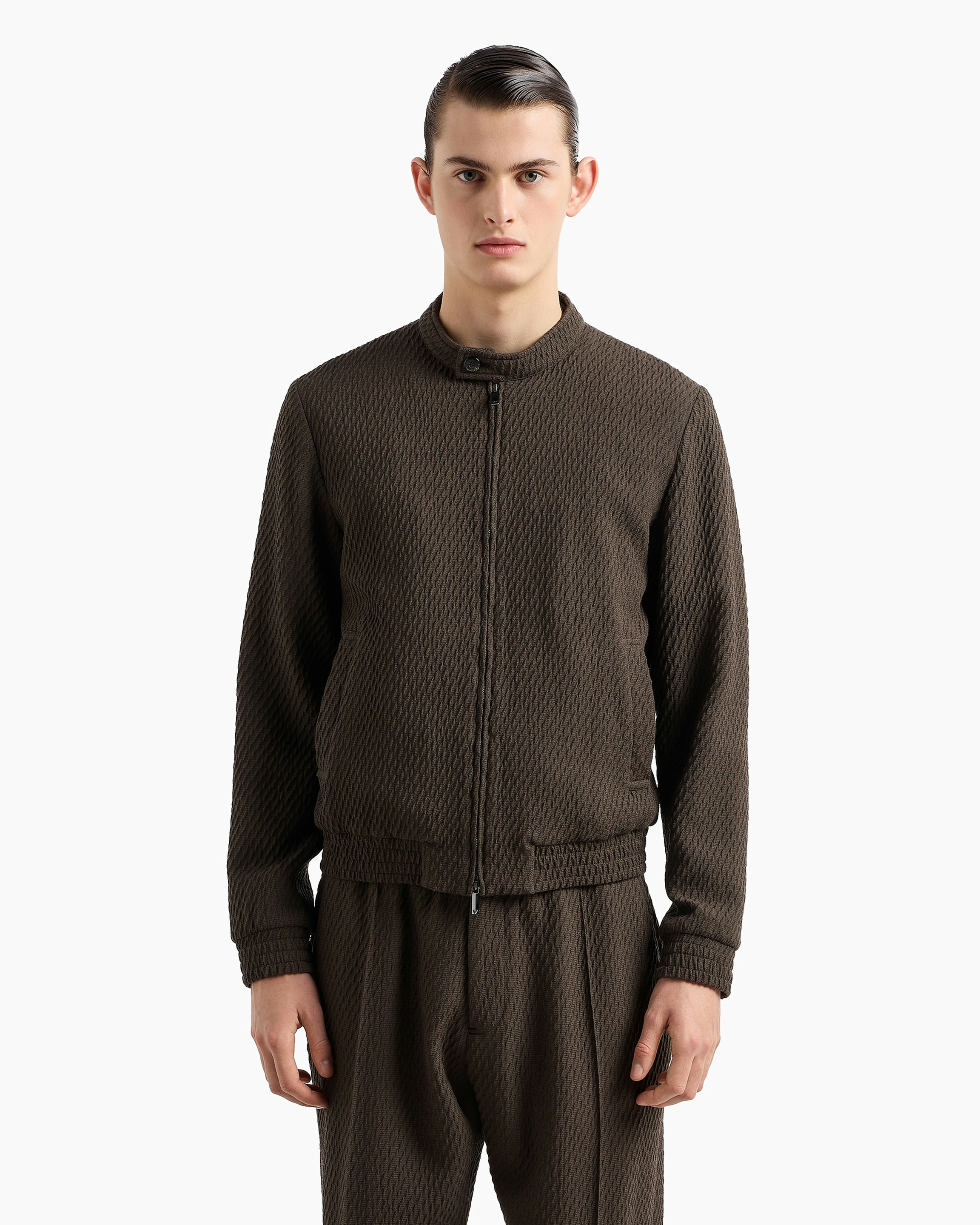 Em000185 te11221 u8112 blou-fango