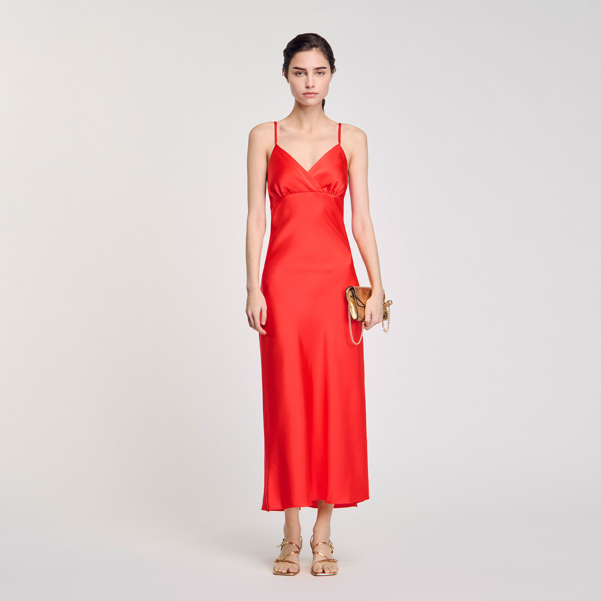 Robe fluide à bretelles