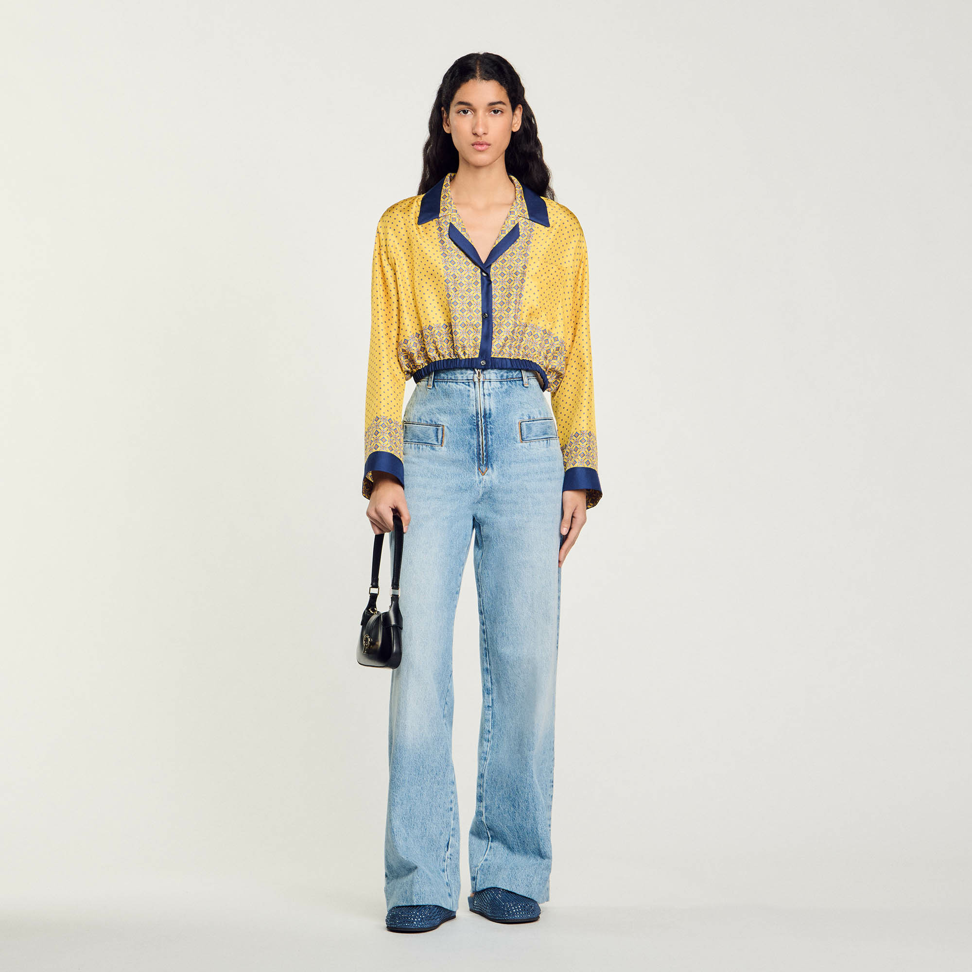 Chemise courte en soie imprimée