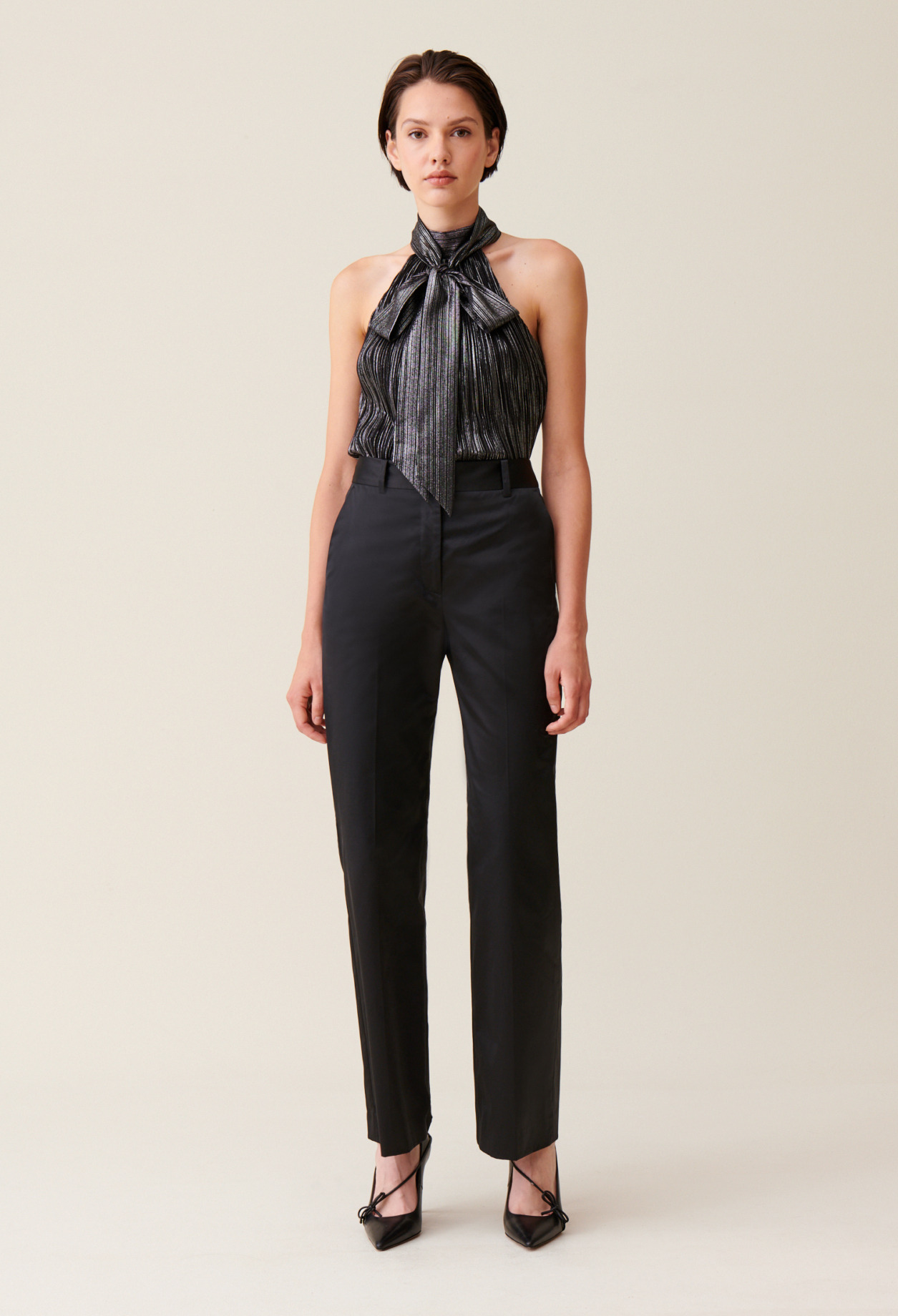 Pantalon satiné slim droit noir