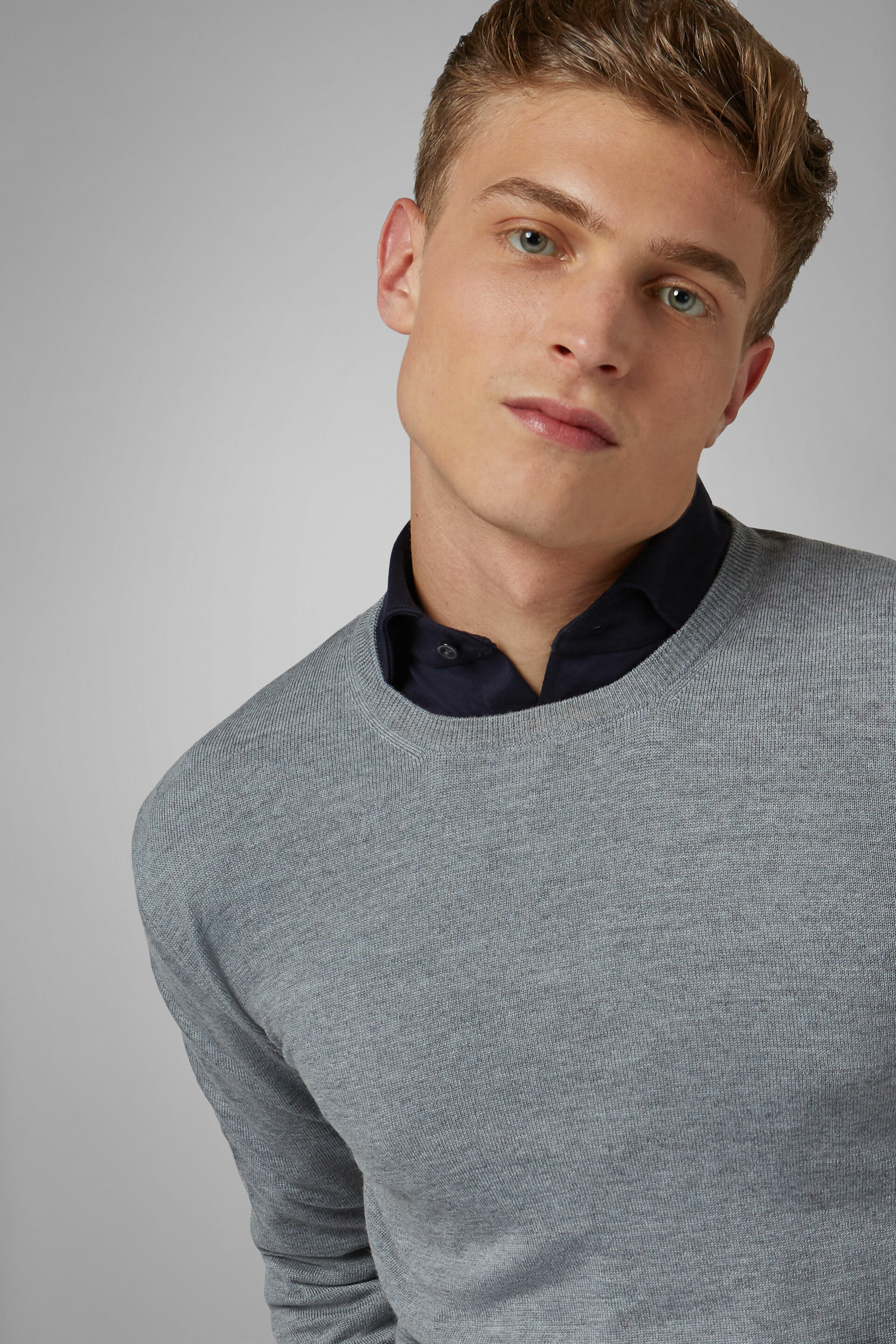 Pull Gris Ras Du Cou En Laine Mérinos