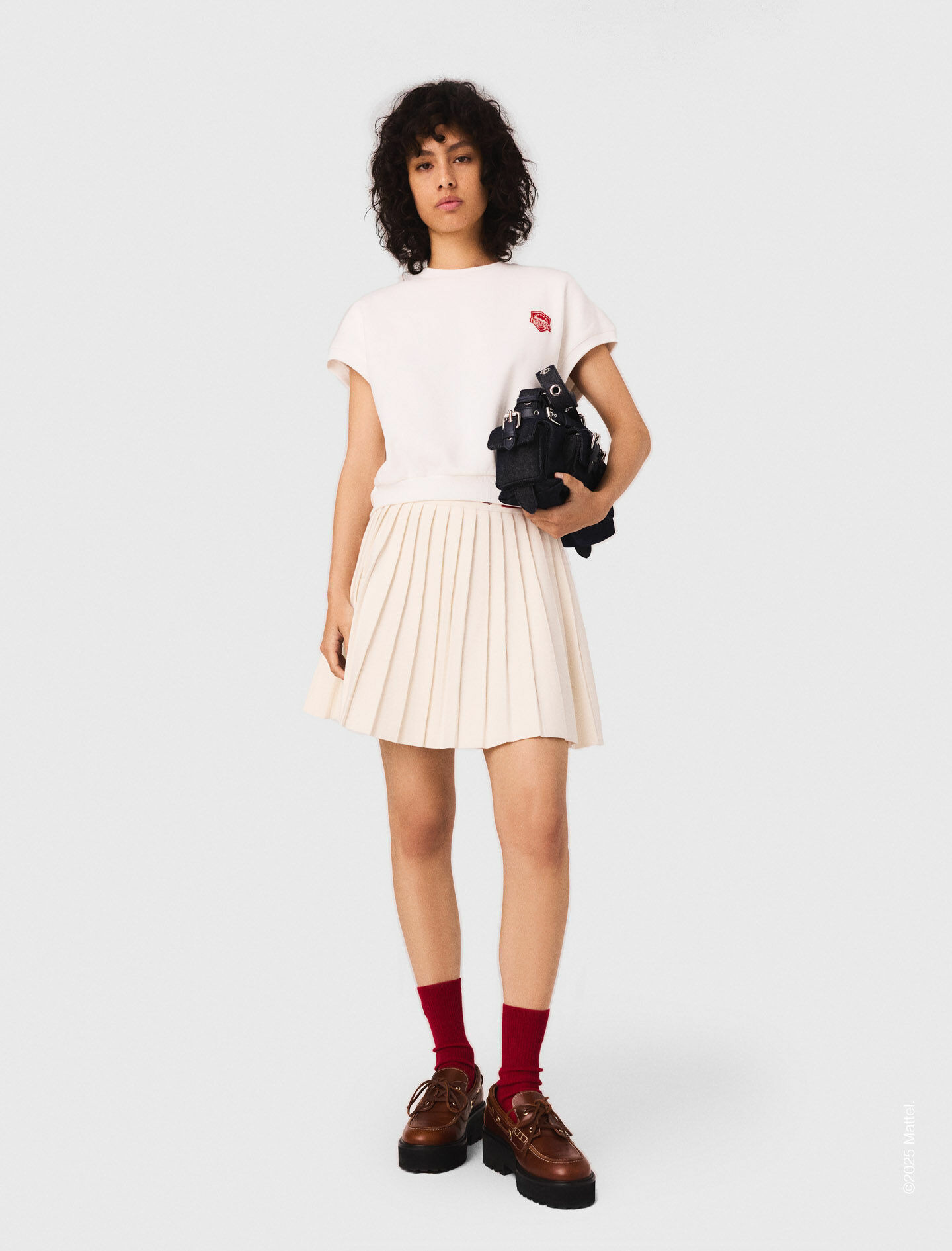 Sweatshirt crop avec logo brodé