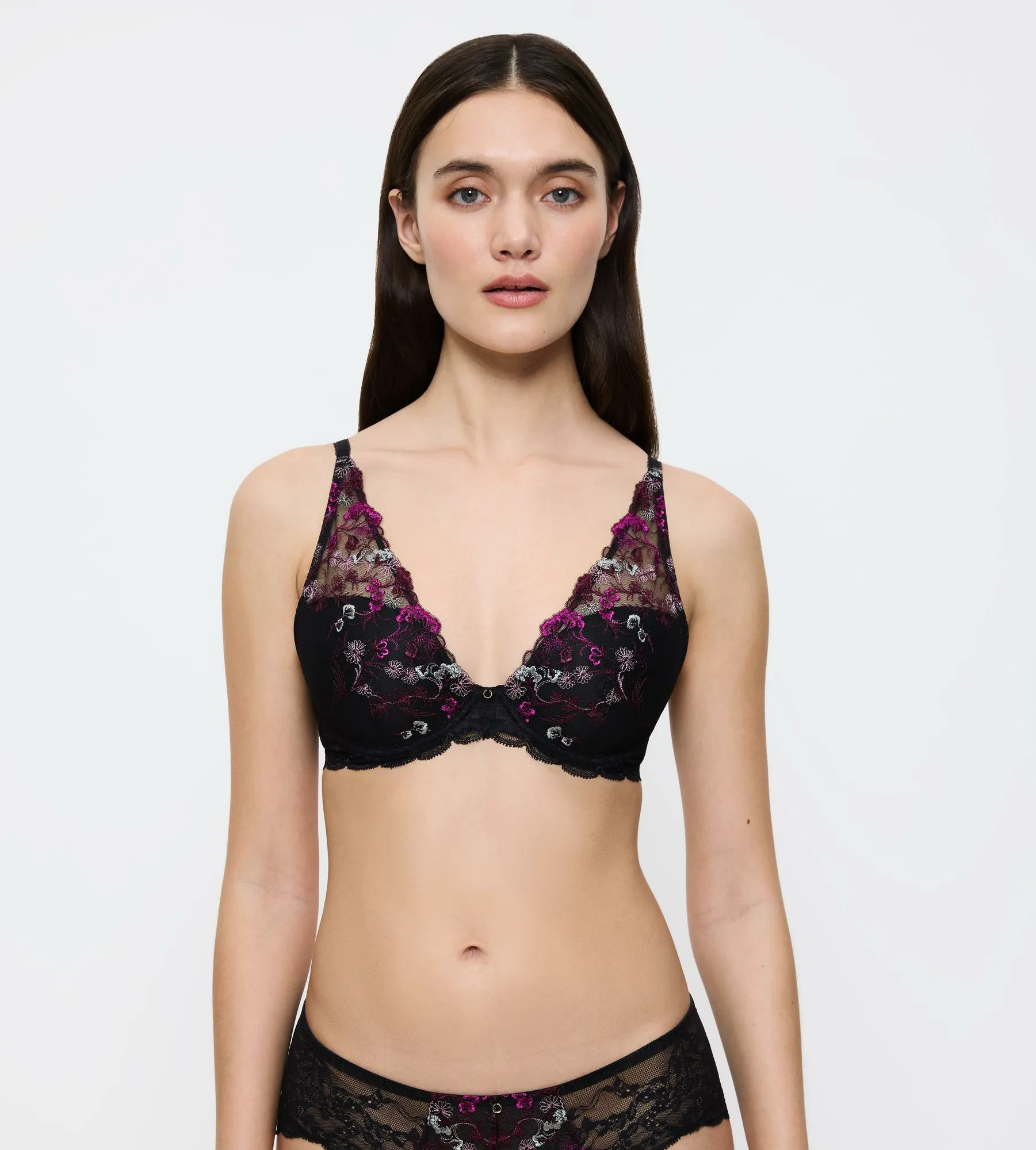 Soutien gorge avec armatures et coques