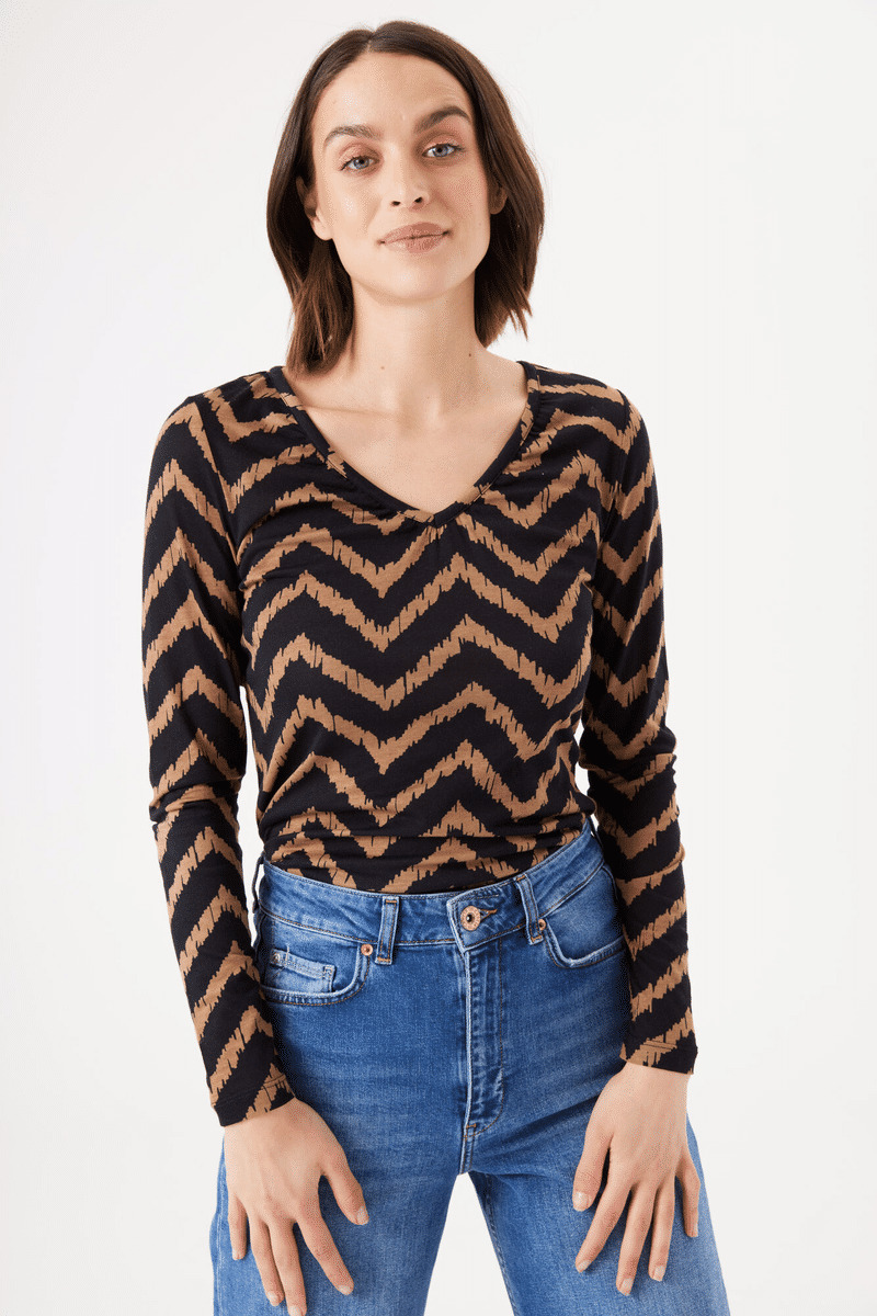Women T-shirt Brown