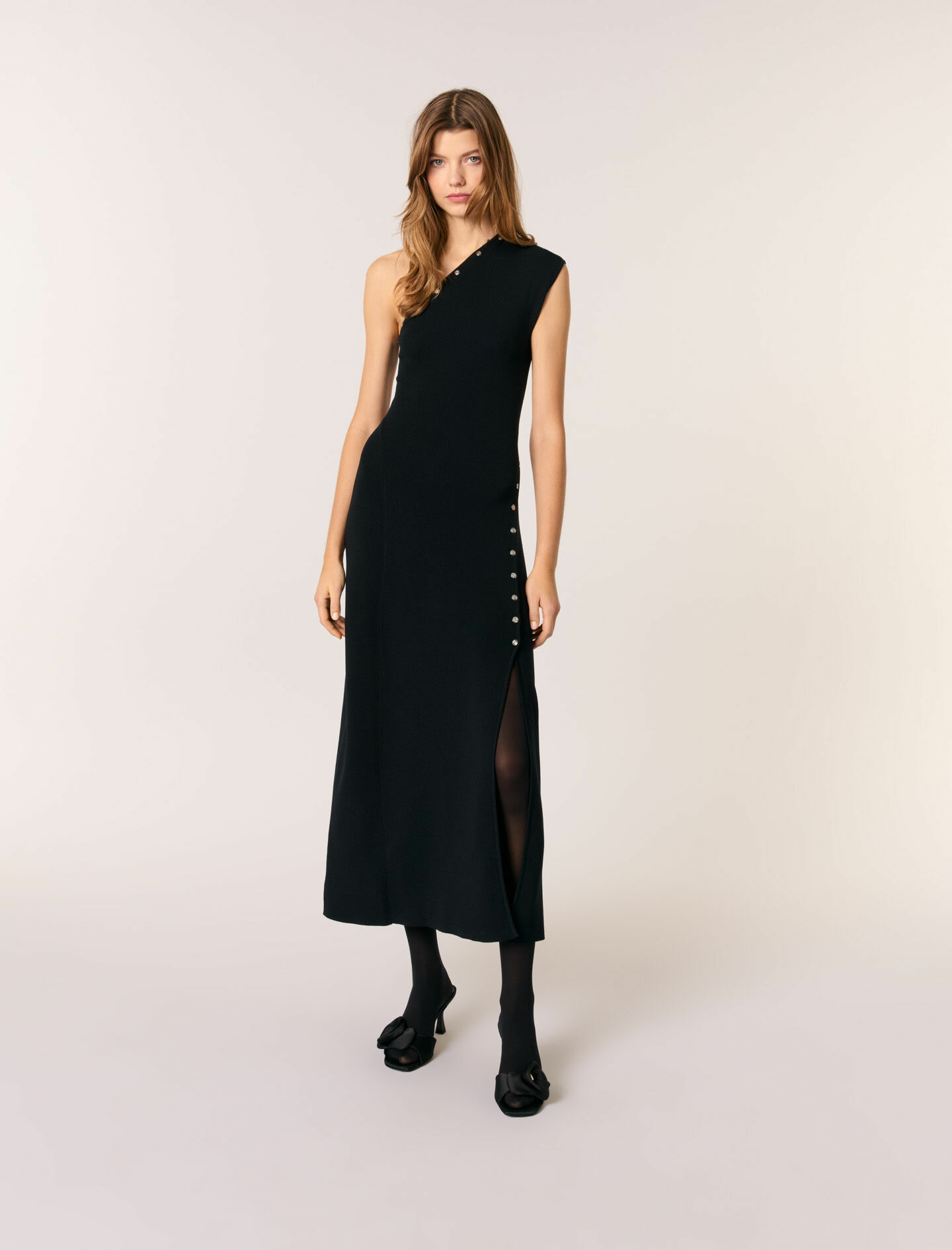 Robe longue en maille asymétrique