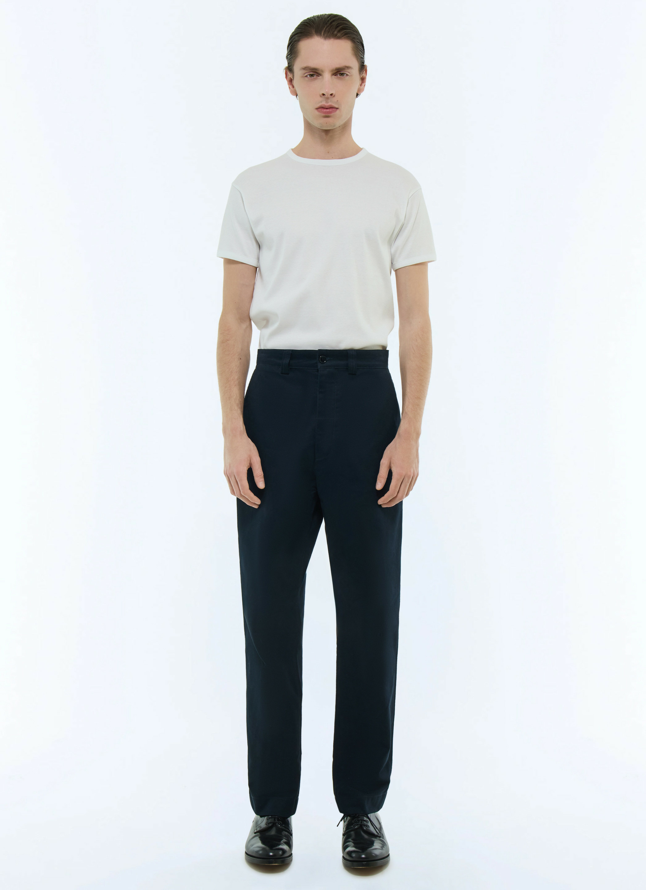 Chino droit en serge de coton