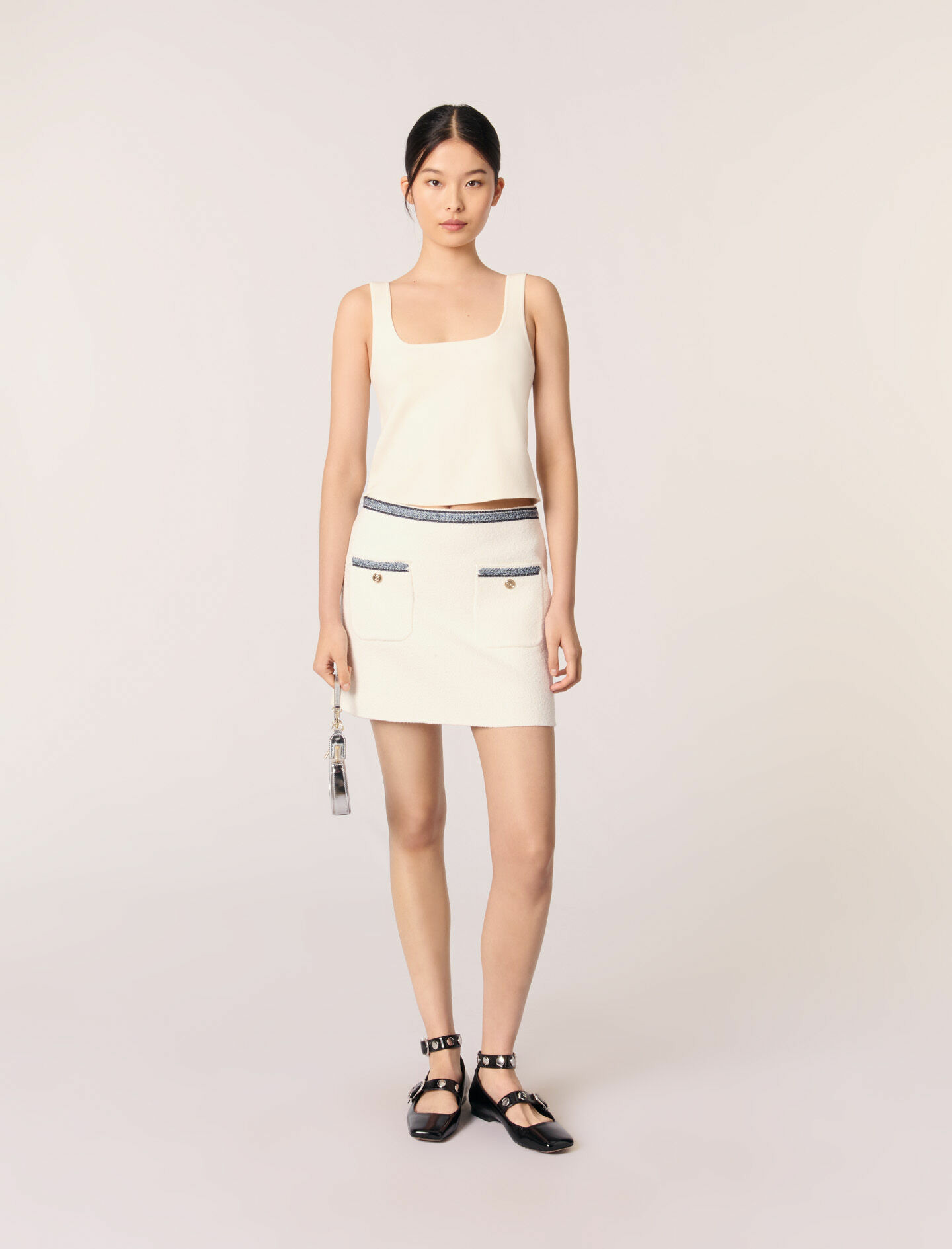 Jupe courte à galons contrastés