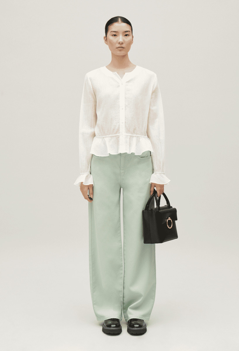 Chemise basque volantée écrue