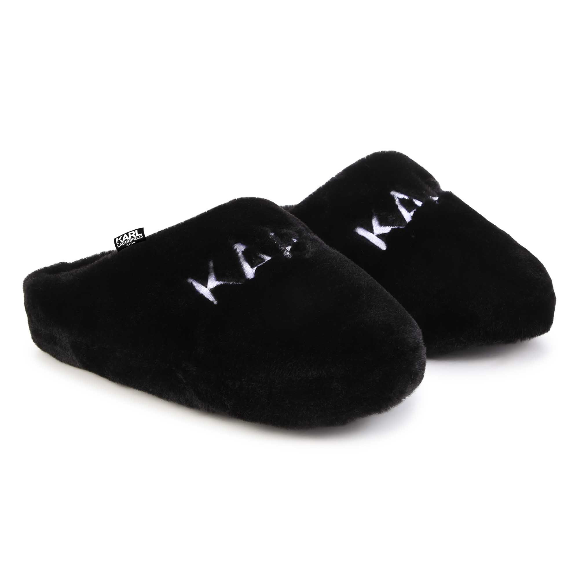 CHAUSSONS