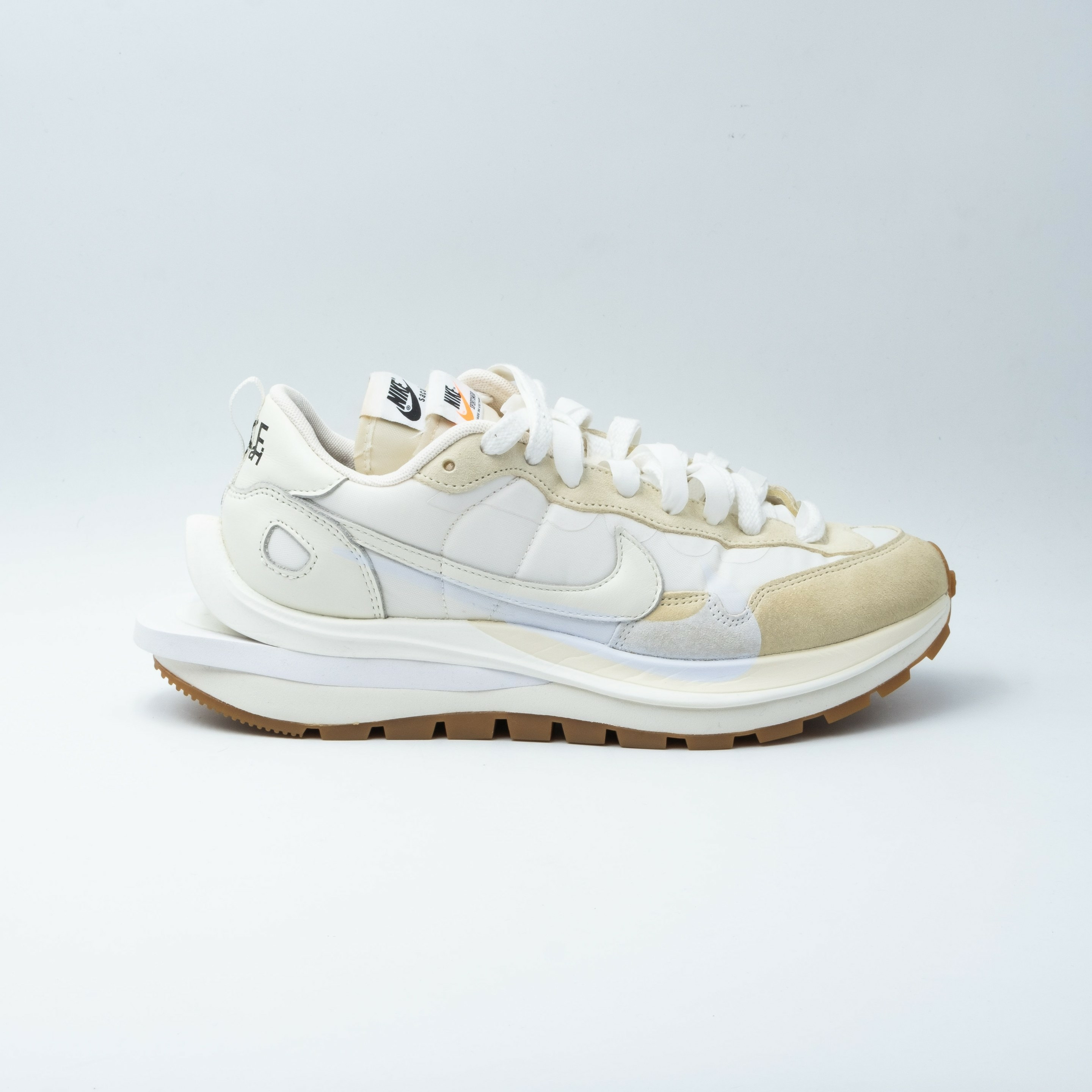 Nike Vaporwaffle sacai Sail Gum