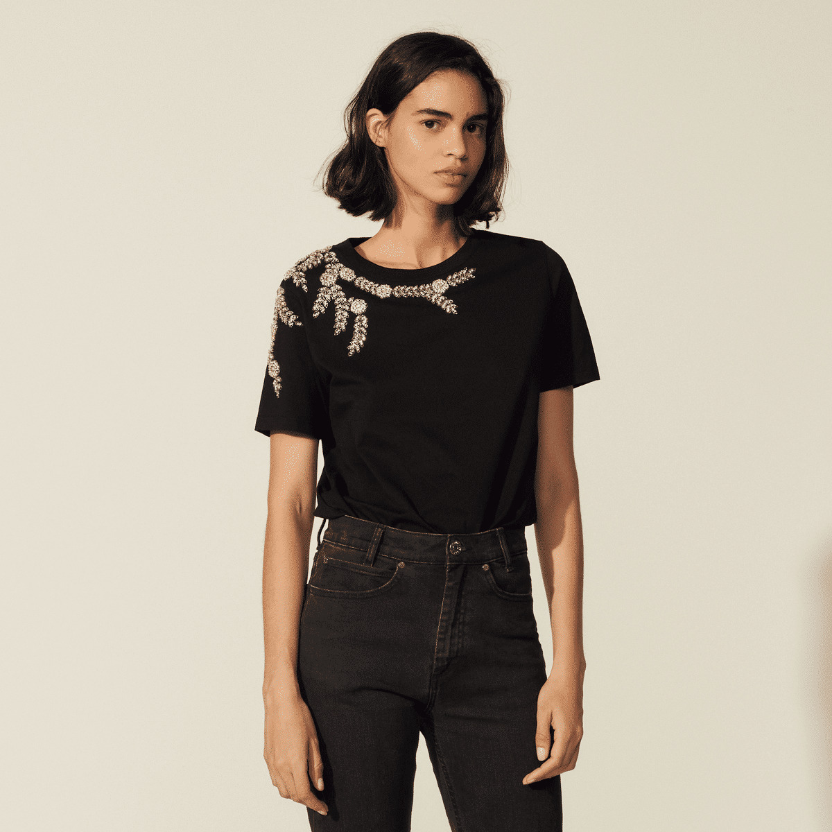 T-shirt orné de strass
