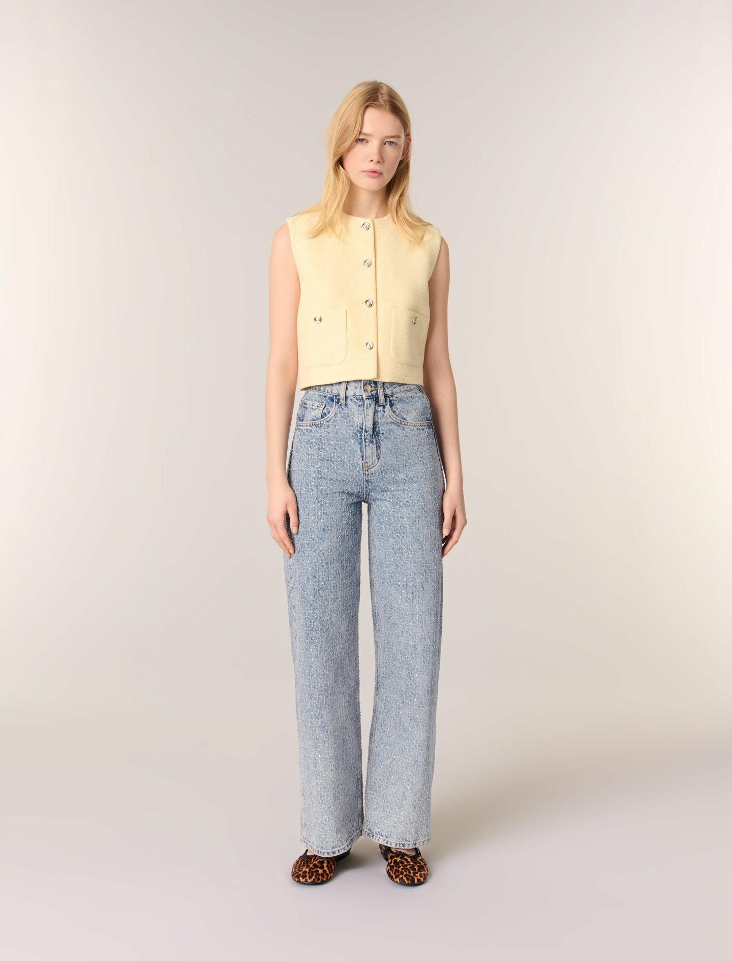 Jean large orné de strass