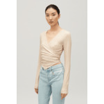 Top cache-cœur beige