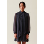 Robe fluide col lavallière