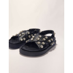 Sandales plates en cuir et strass