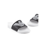 Chaussures vêtements de plage