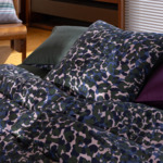 Kenzo - Drap housse en satin gris, K Pansa