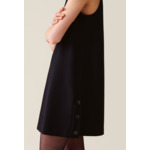 Robe courte sans manches