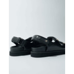 Sandales plates en cuir